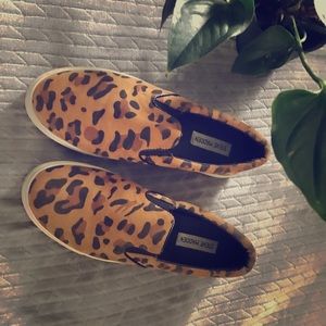 Leopard print Steve Madden Slip Ons